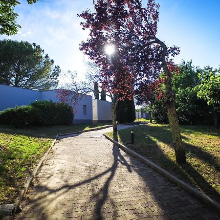 Village Vacances Passion La Buissiere Labeaume Εξωτερικό φωτογραφία